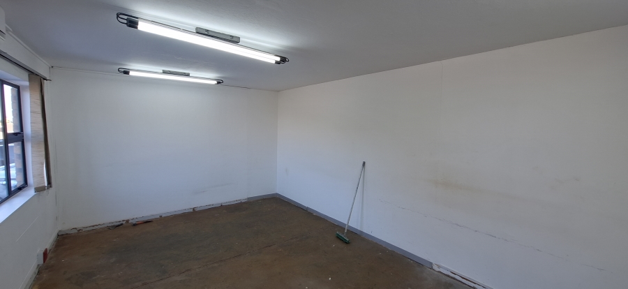To Let commercial Property for Rent in Honeydew Gauteng