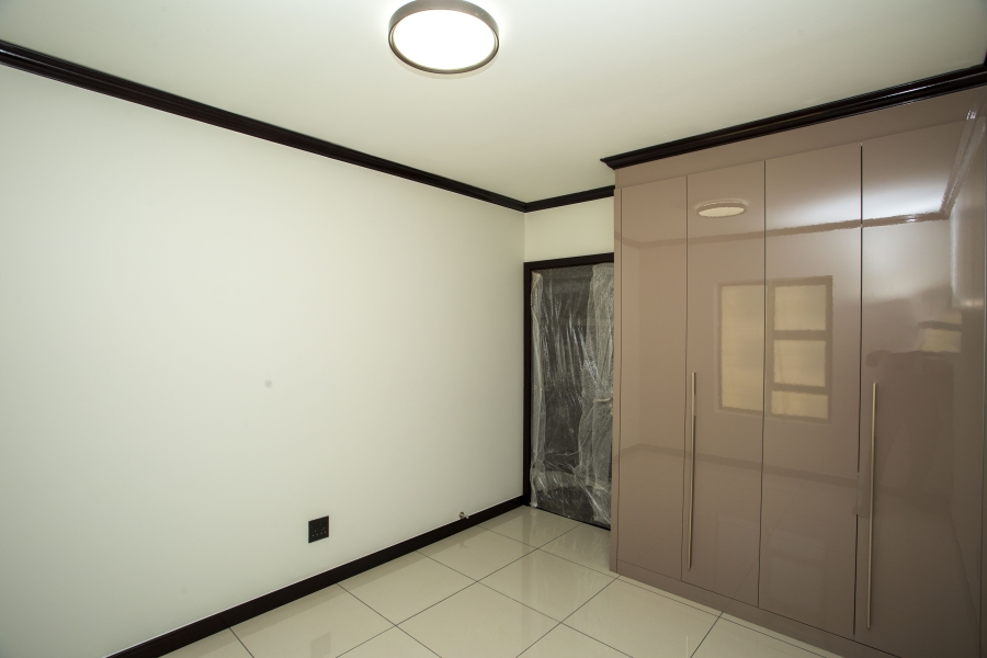 To Let 1 Bedroom Property for Rent in Blue Hills Gauteng