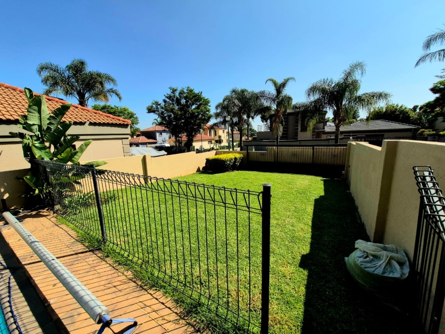 To Let 3 Bedroom Property for Rent in Ruimsig Gauteng