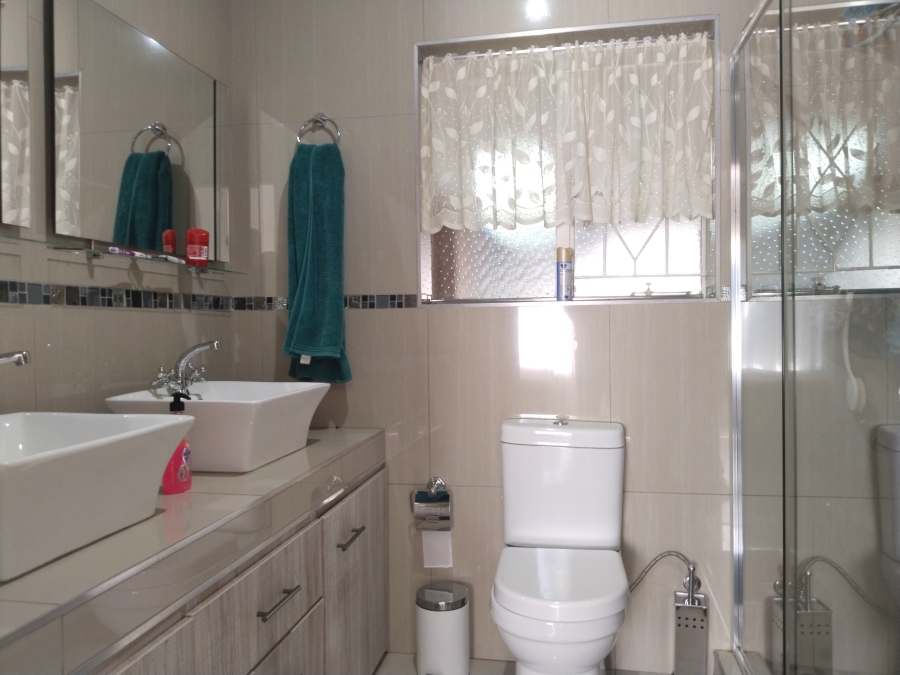 3 Bedroom Property for Sale in Rant En Dal Gauteng