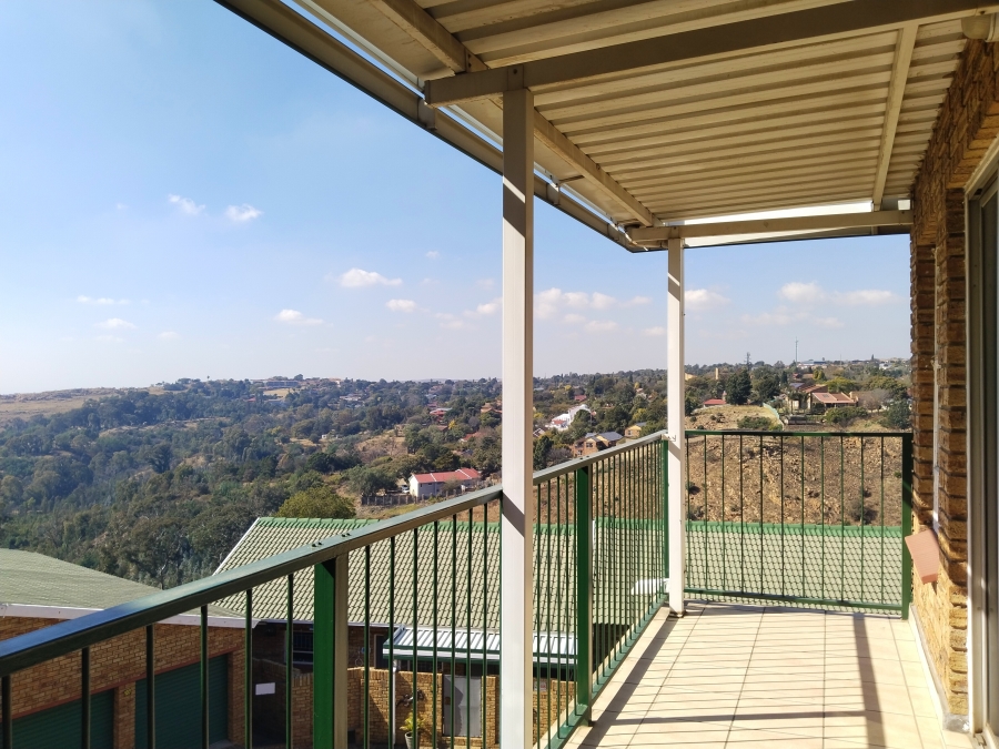 3 Bedroom Property for Sale in Rant En Dal Gauteng