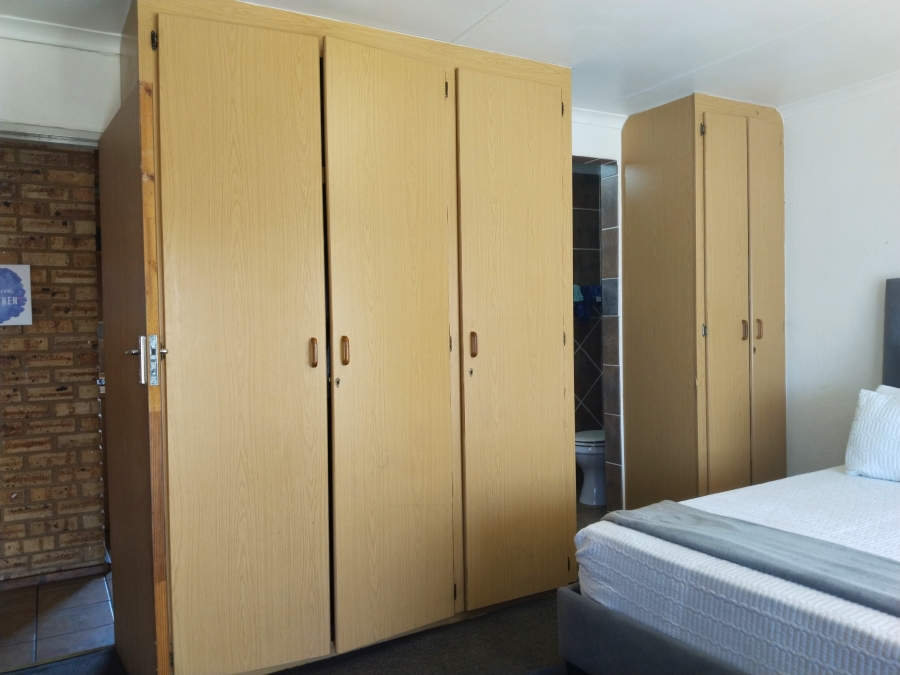 3 Bedroom Property for Sale in Rant En Dal Gauteng