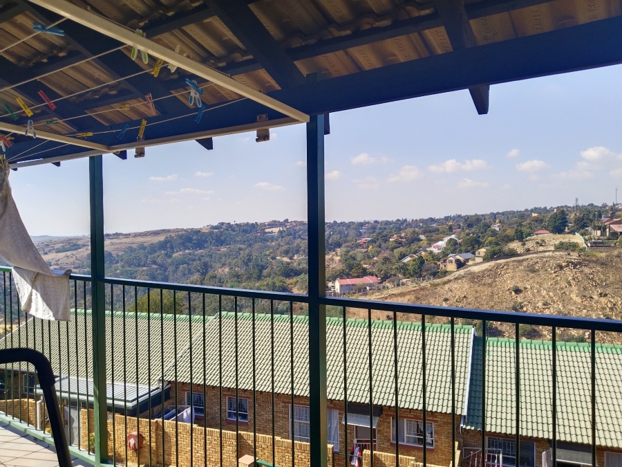 3 Bedroom Property for Sale in Rant En Dal Gauteng