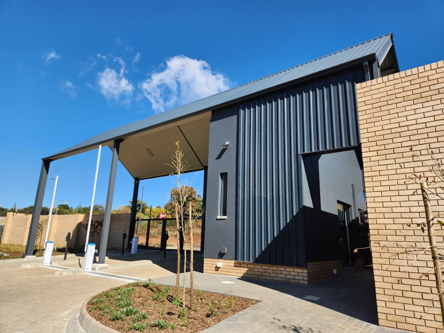 To Let 1 Bedroom Property for Rent in Waterkloof Ridge Gauteng