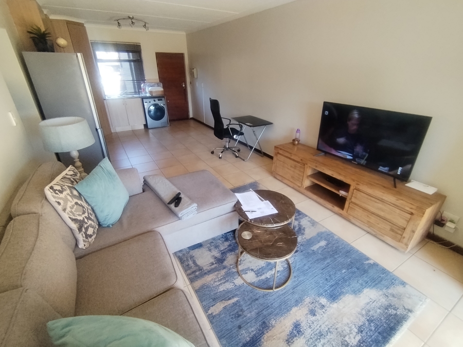 2 Bedroom Property for Sale in Waterstone Park Gauteng