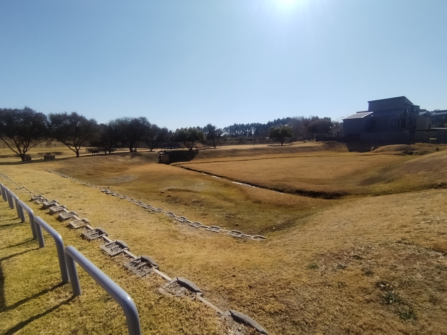 2 Bedroom Property for Sale in Waterstone Park Gauteng