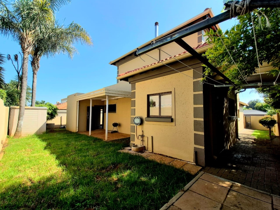 To Let 3 Bedroom Property for Rent in Willowbrook Gauteng