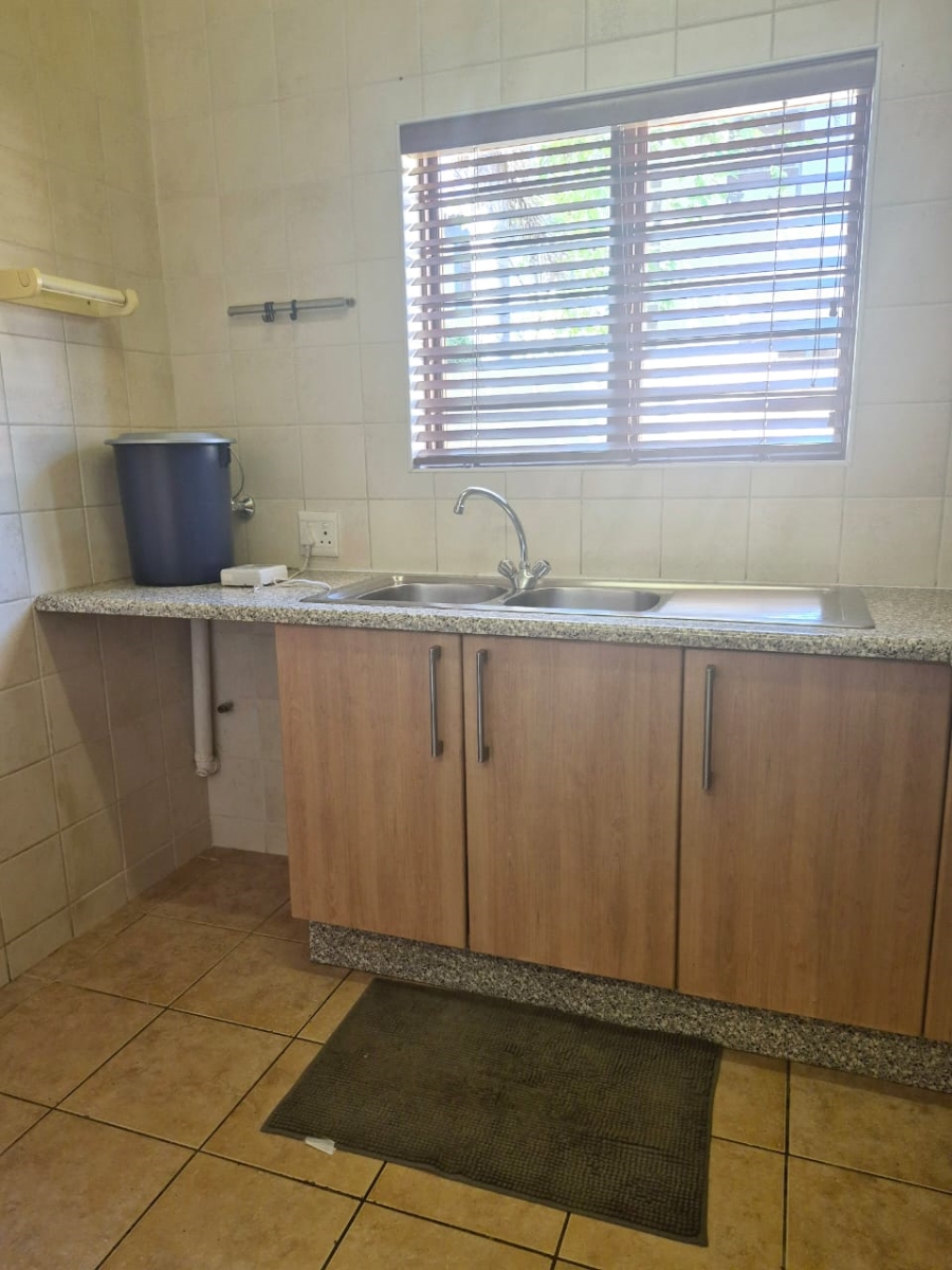 To Let 3 Bedroom Property for Rent in Willowbrook Gauteng