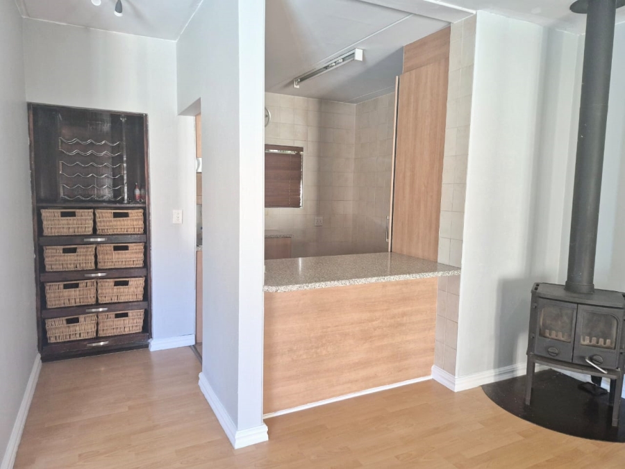To Let 3 Bedroom Property for Rent in Willowbrook Gauteng