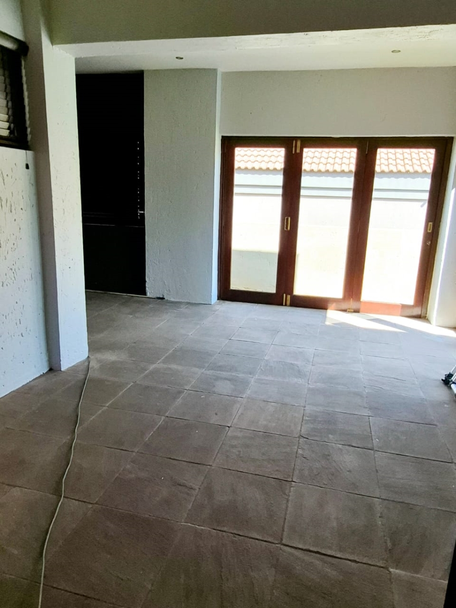 To Let 3 Bedroom Property for Rent in Willowbrook Gauteng