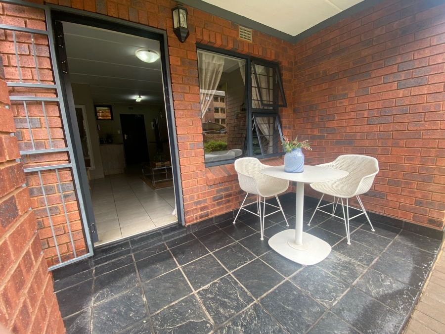 To Let 2 Bedroom Property for Rent in La Montagne Gauteng