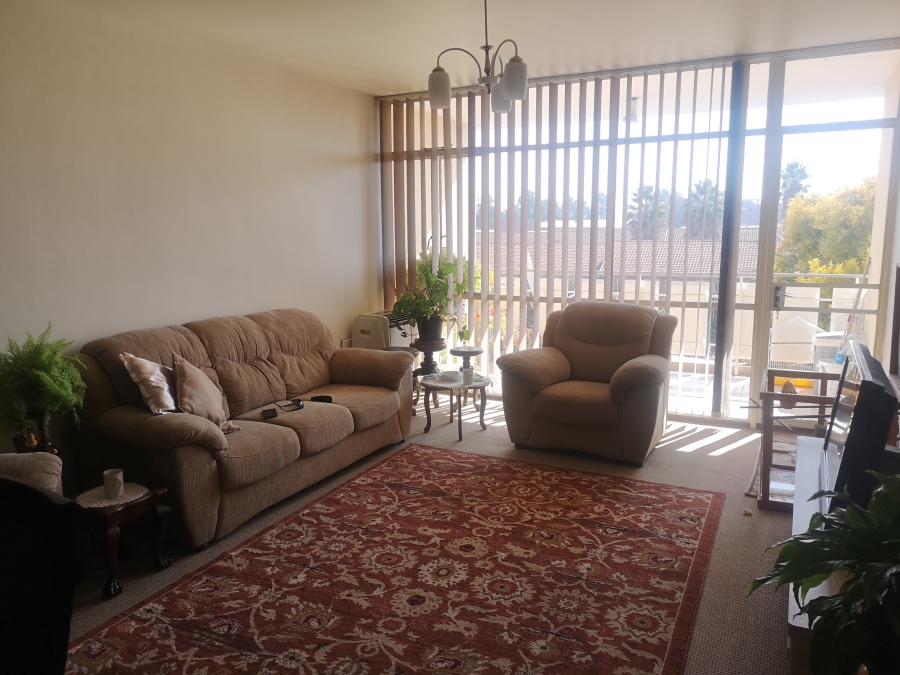 2 Bedroom Property for Sale in Three Rivers Proper Gauteng