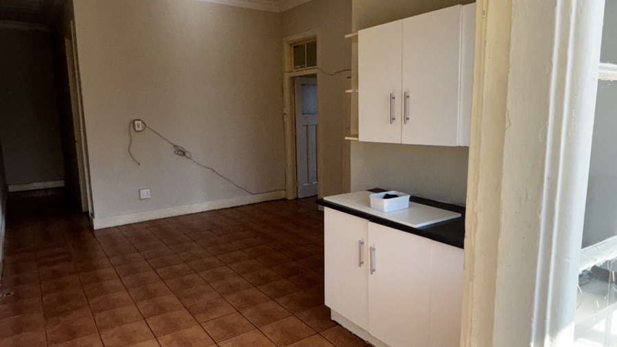 2 Bedroom Property for Sale in Johannesburg Central Gauteng