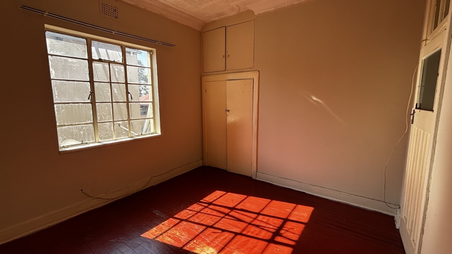 2 Bedroom Property for Sale in Johannesburg Central Gauteng