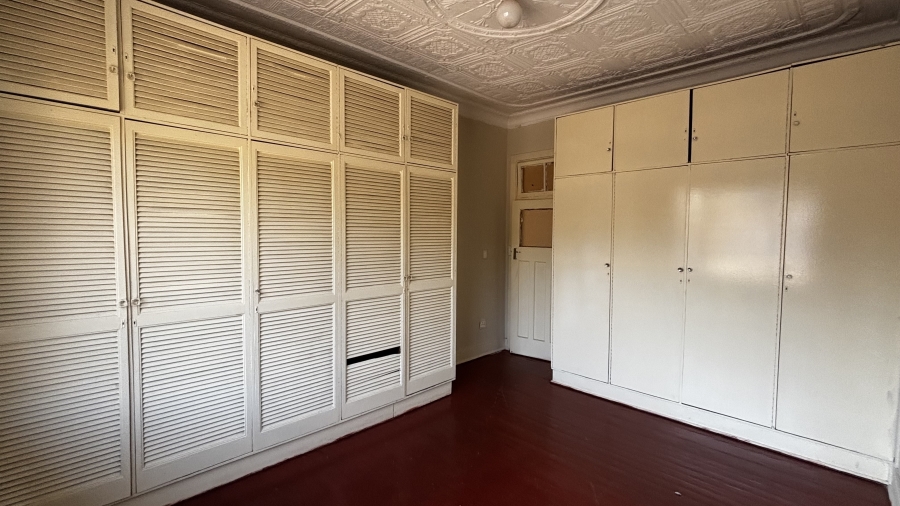 2 Bedroom Property for Sale in Johannesburg Central Gauteng