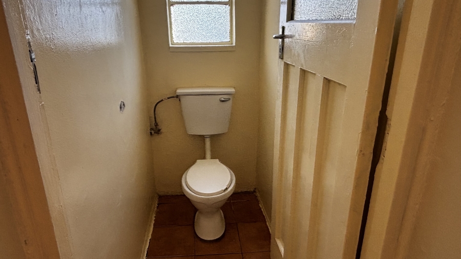 2 Bedroom Property for Sale in Johannesburg Central Gauteng