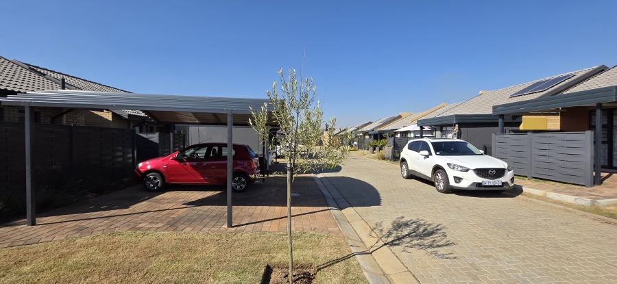 1 Bedroom Property for Sale in Montana Tuine Gauteng