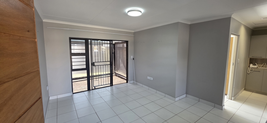 1 Bedroom Property for Sale in Montana Tuine Gauteng