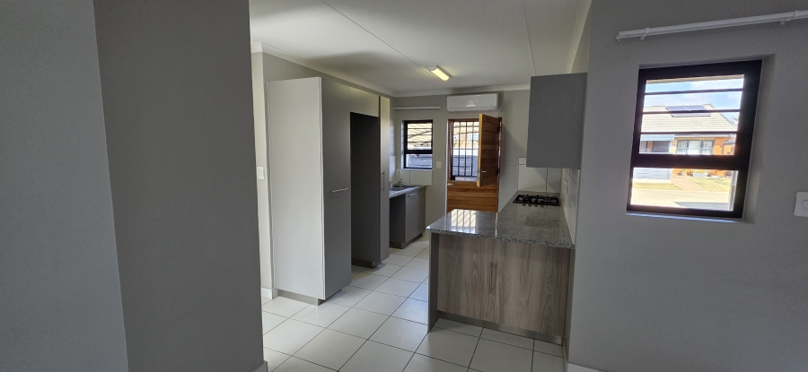 1 Bedroom Property for Sale in Montana Tuine Gauteng