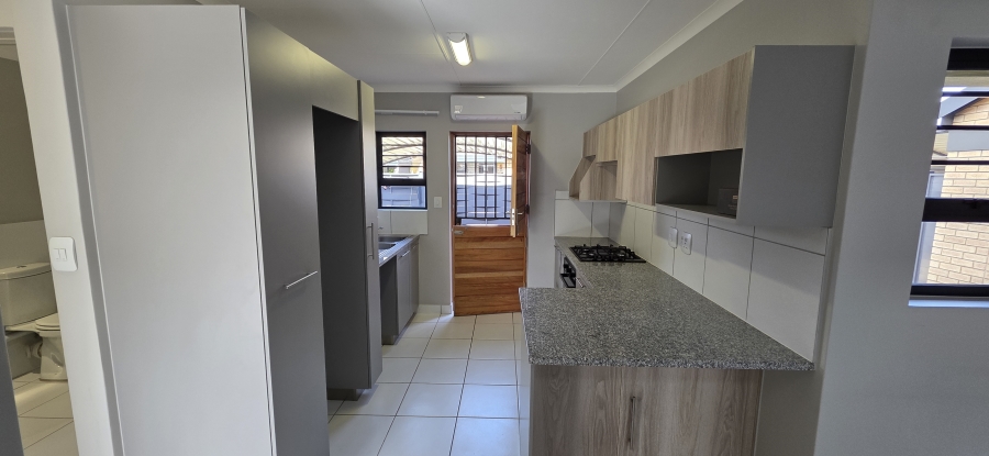 1 Bedroom Property for Sale in Montana Tuine Gauteng