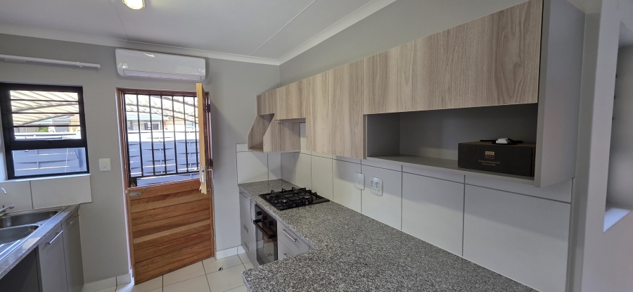 1 Bedroom Property for Sale in Montana Tuine Gauteng