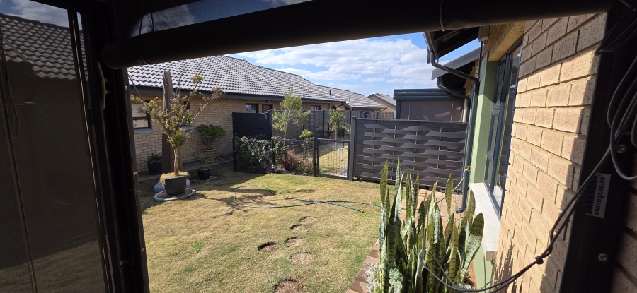 1 Bedroom Property for Sale in Montana Tuine Gauteng
