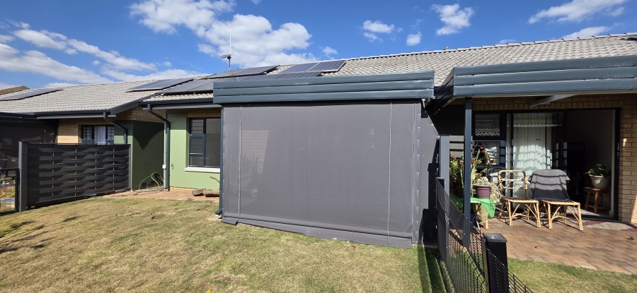 1 Bedroom Property for Sale in Montana Tuine Gauteng