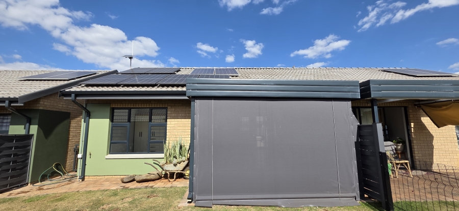 1 Bedroom Property for Sale in Montana Tuine Gauteng