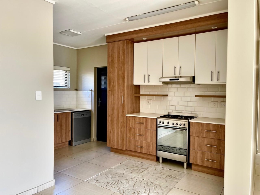 To Let 2 Bedroom Property for Rent in Kyalami Gauteng