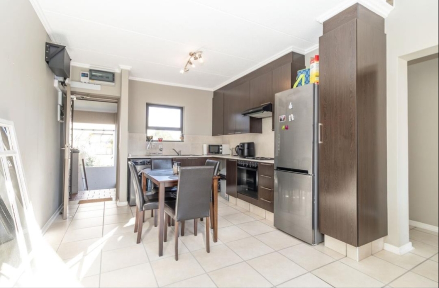 2 Bedroom Property for Sale in Douglasdale Gauteng