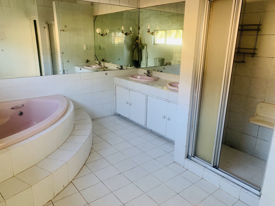 To Let 1 Bedroom Property for Rent in Bezuidenhout Valley Gauteng