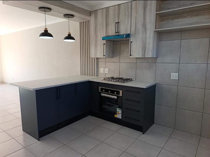 2 Bedroom Property for Sale in Brackendowns Gauteng
