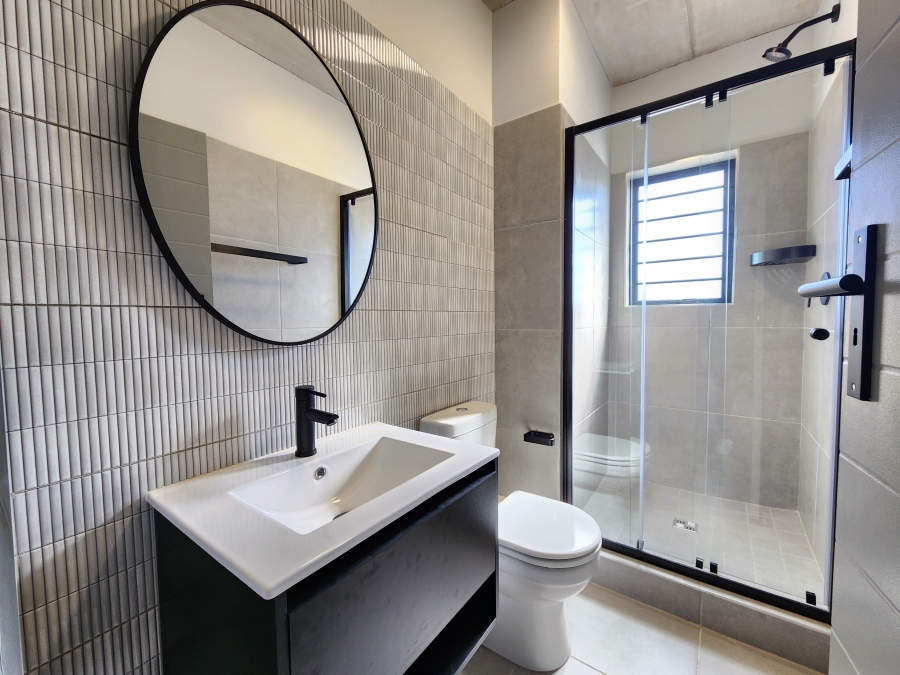 To Let 1 Bedroom Property for Rent in Waterkloof Ridge Gauteng