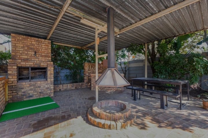 3 Bedroom Property for Sale in Brackendowns Gauteng