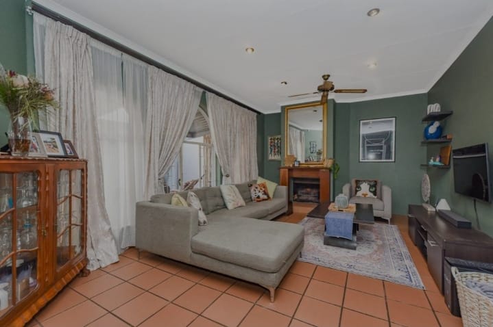 3 Bedroom Property for Sale in Brackendowns Gauteng