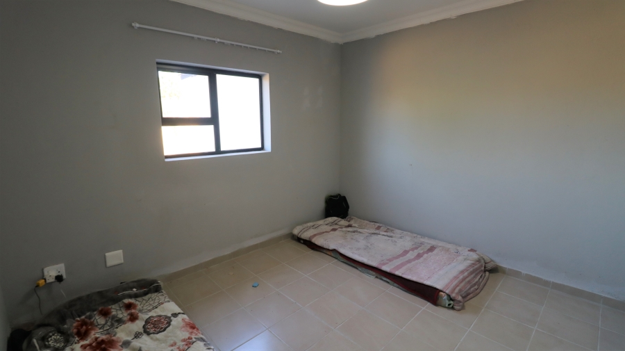 5 Bedroom Property for Sale in Kameeldrift East Gauteng