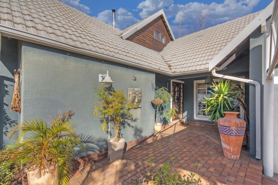 4 Bedroom Property for Sale in Eden Glen Gauteng