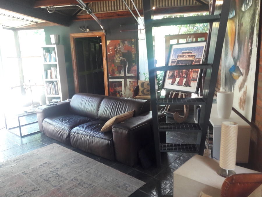 2 Bedroom Property for Sale in Clydesdale Gauteng