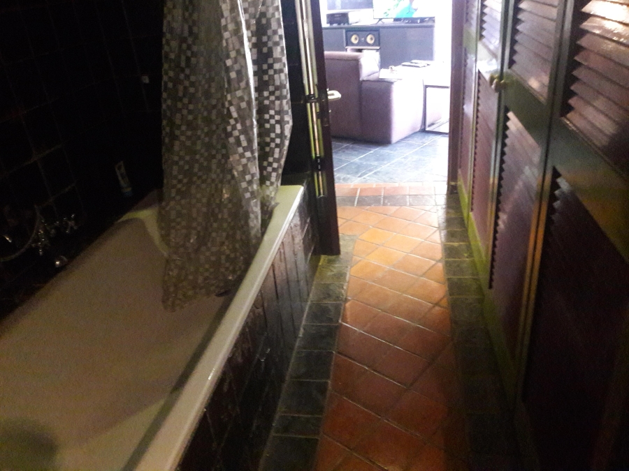 2 Bedroom Property for Sale in Clydesdale Gauteng