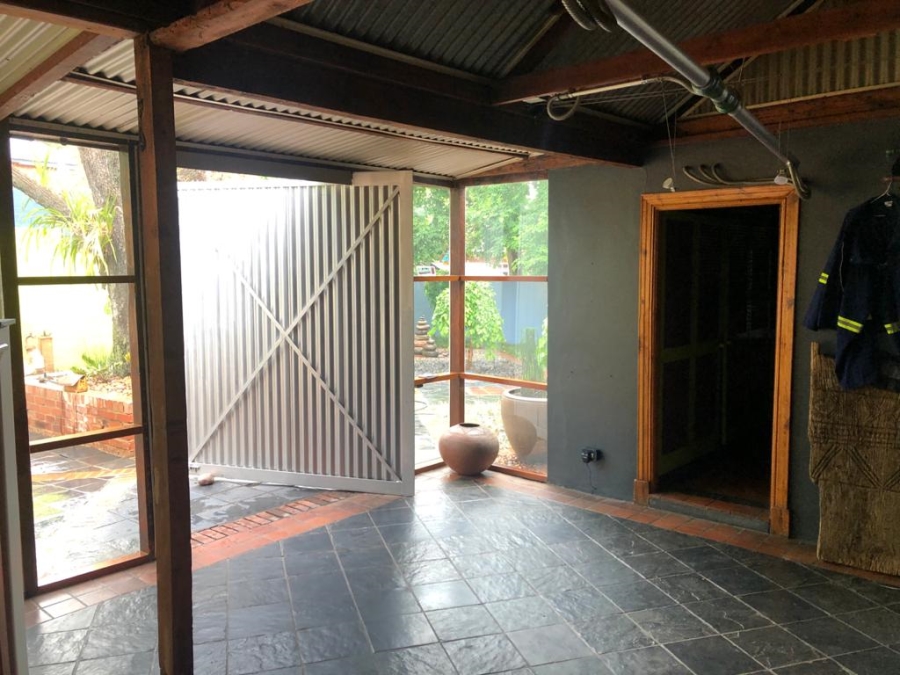 2 Bedroom Property for Sale in Clydesdale Gauteng