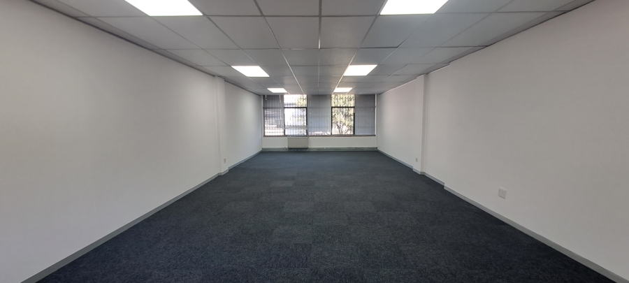 To Let commercial Property for Rent in Vorna Valley Gauteng