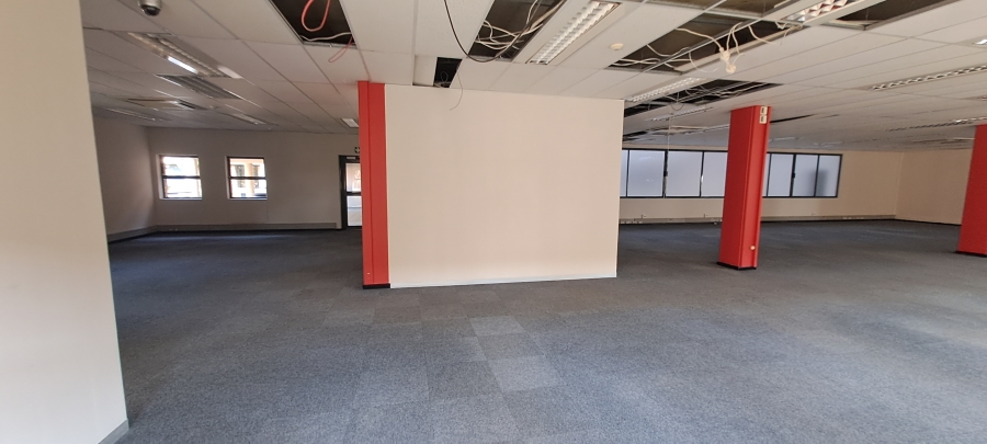 To Let commercial Property for Rent in Randjespark Gauteng