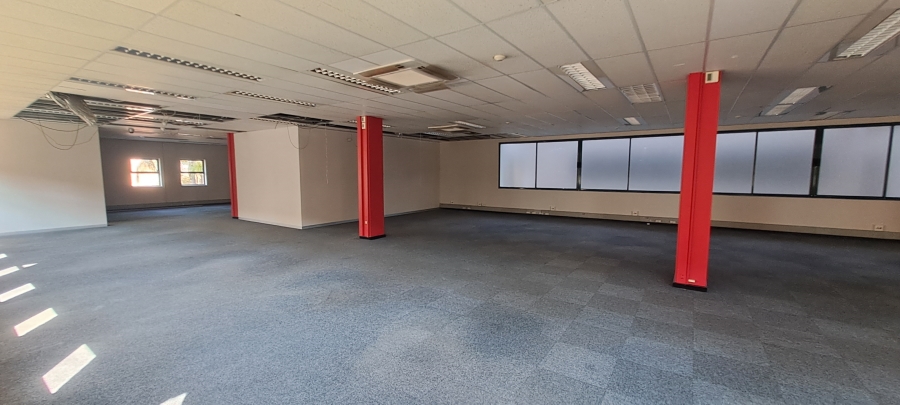 To Let commercial Property for Rent in Randjespark Gauteng