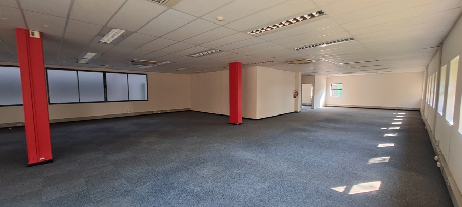To Let commercial Property for Rent in Randjespark Gauteng