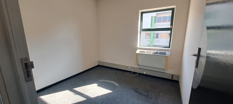 To Let commercial Property for Rent in Randjespark Gauteng