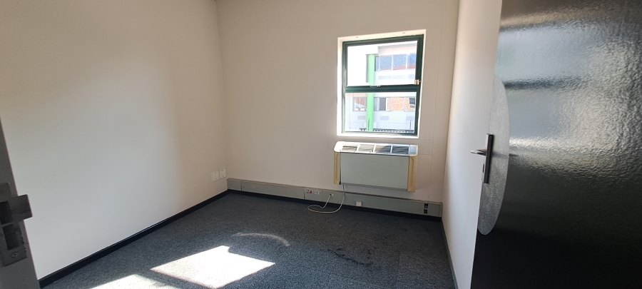 To Let commercial Property for Rent in Randjespark Gauteng