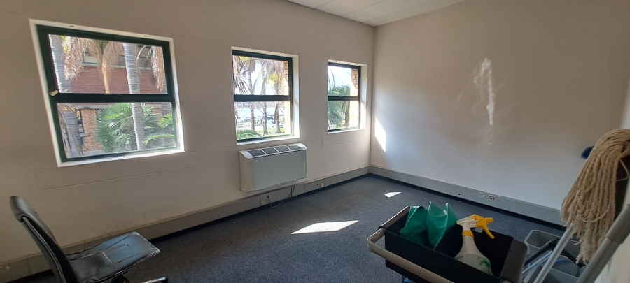To Let commercial Property for Rent in Randjespark Gauteng