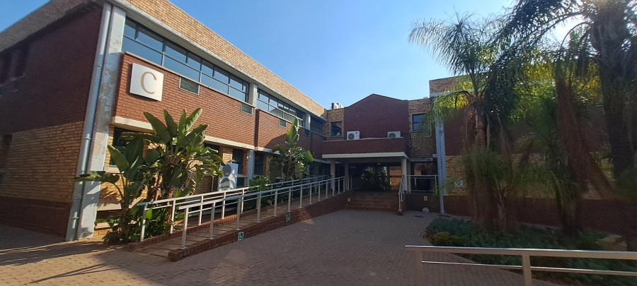 To Let commercial Property for Rent in Randjespark Gauteng
