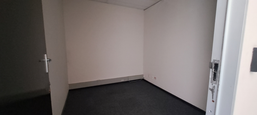 To Let commercial Property for Rent in Randjespark Gauteng