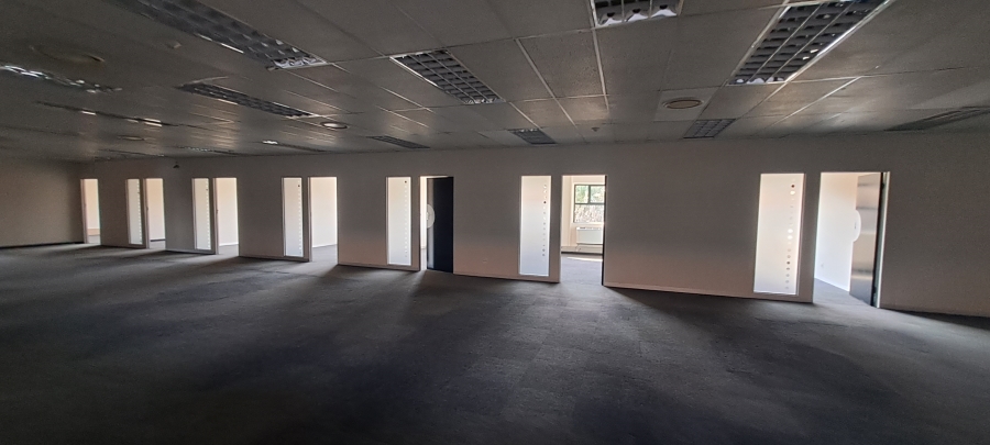 To Let commercial Property for Rent in Randjespark Gauteng